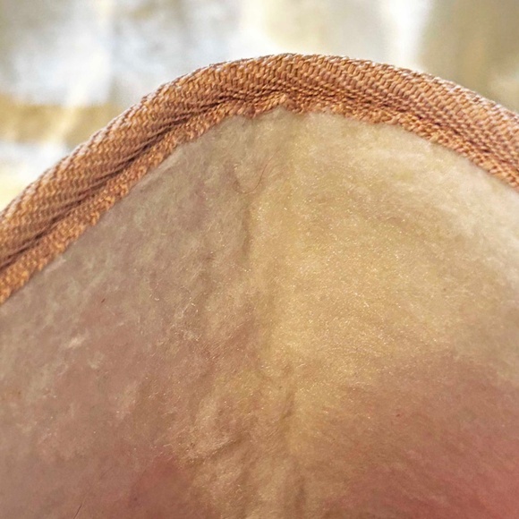 SLIPPERS, MID CALF, SUEDE LEATHER, TAN, SIZE 10 BUT WITH THICK FAUX FUR INSIDE - Picture 5 of 8